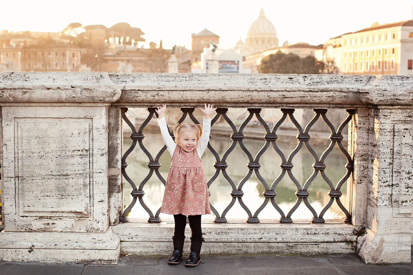 Vatican photo shoot | Take back beautiful memories from your vacation in Rome | family photographer in rome | things to do in Rome, creative travel ideas, vacation packages, personal vacation photographer, rome photographer