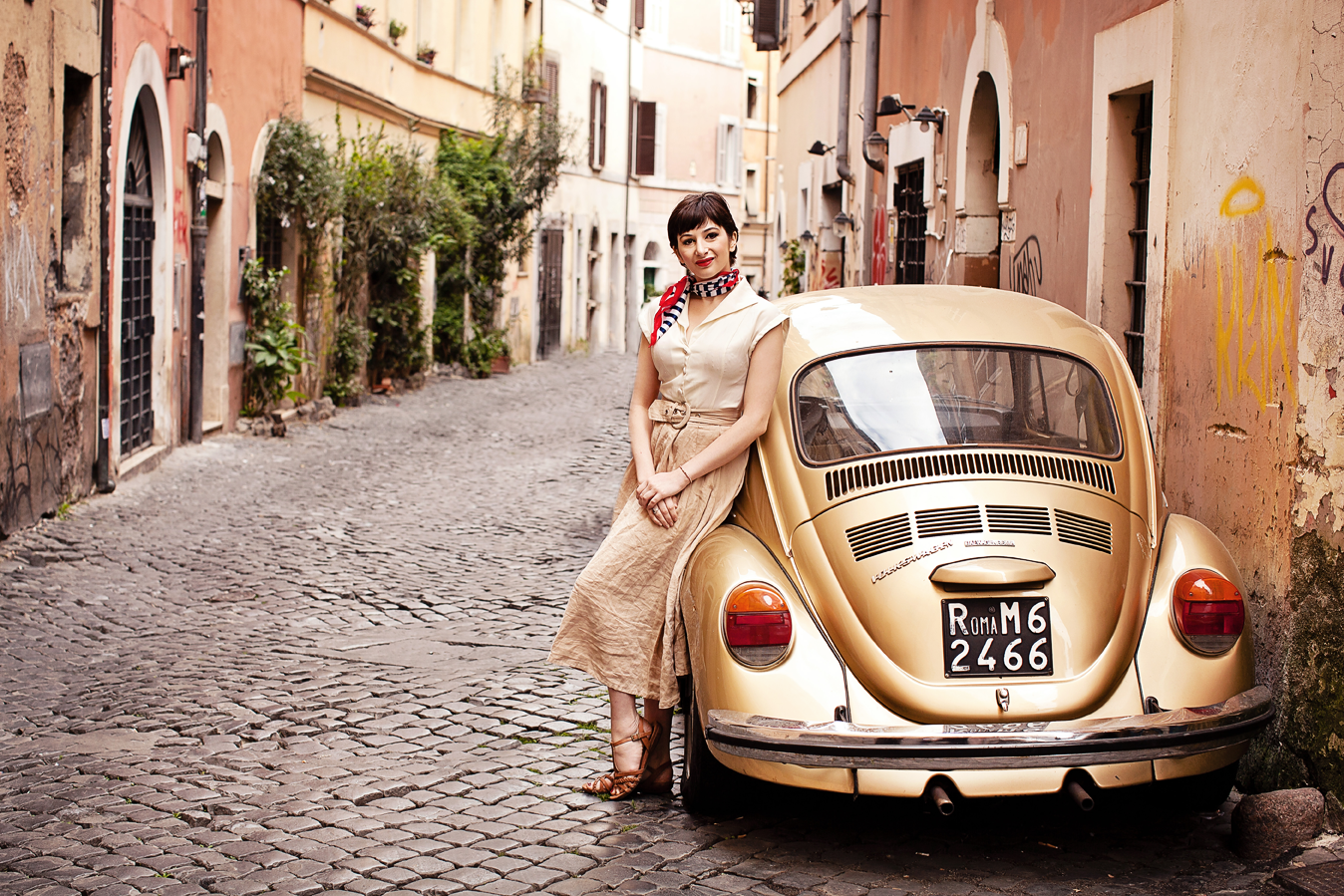 Honeymoon, vacation, family, engagement, maternity, love story individual and solo photoshoots in Rome, Italy by photographer Tricia Anne Photography | Rome Photographer, vacation, tripadvisor, instagram, fun, married, love, story, photography, session, photoshoot, wedding photographer, vacation photographer, engagement photo, honeymoon photoshoot, rome honeymoon, rome wedding, elopement in Rome, honeymoon photographer rome, Solo Photo shoot, Rome Photography, Photo Shoot Trastevere, Solo trip to Rome, What to do in Rome, Solo traveler, Trastevere, Trastevere solo photo shoot